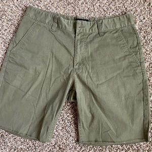 Men’s Khaki Shorts